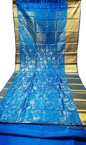 नीला हाथ से बुना उप्पड़ा रेशमी साड़ी