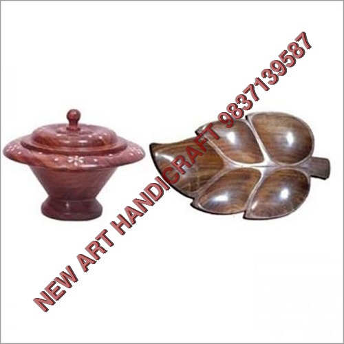 लकड़ी का हस्तशिल्प सामान
