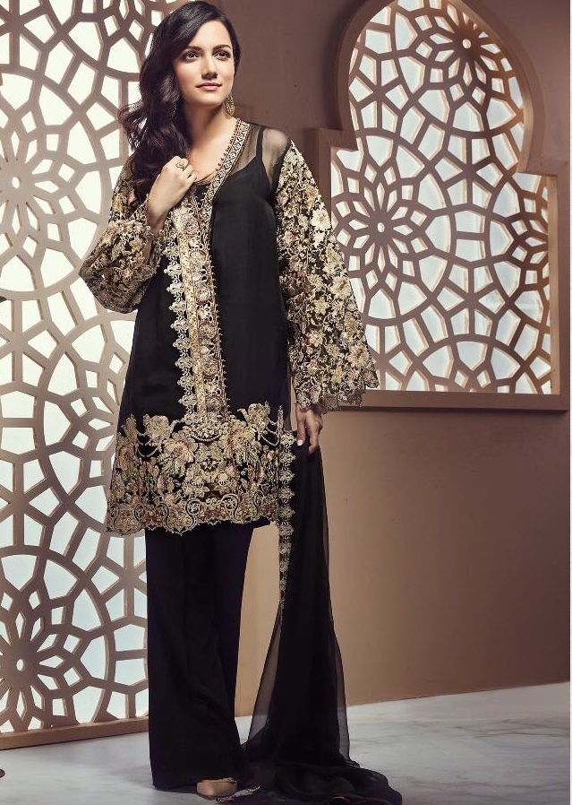 Pakistani Suits Online