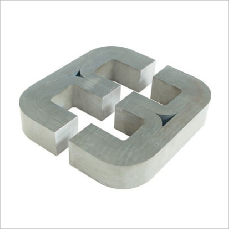 तीन चरण कोर