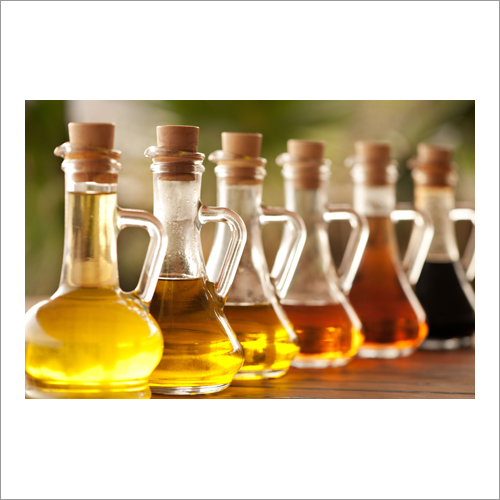 Davana Oil - Herbal Extract Liquid | 99% Purity, Golden Yellow To Light Brown Color, Antiseptic, Aromatherapy Use, 12 Months Shelf Life