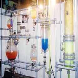 ग्लास लाइन वाले रिएक्टर पर आसवन असेंबली