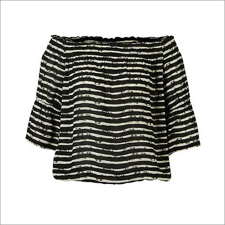 Ladies Off Shoulder Stripe Top Decoration Material: Paint
