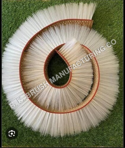 Nylon Wire Flexible Belt Brush - Color: White