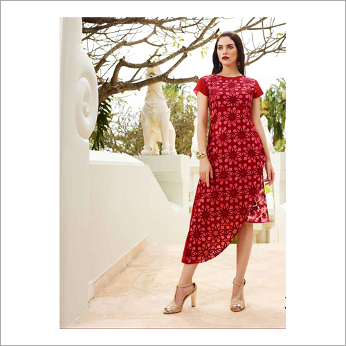 Ladies Rayon Printed Kurtis - Elegant Design, Shrink-Resistant Fabric, Vibrant Color Combinations