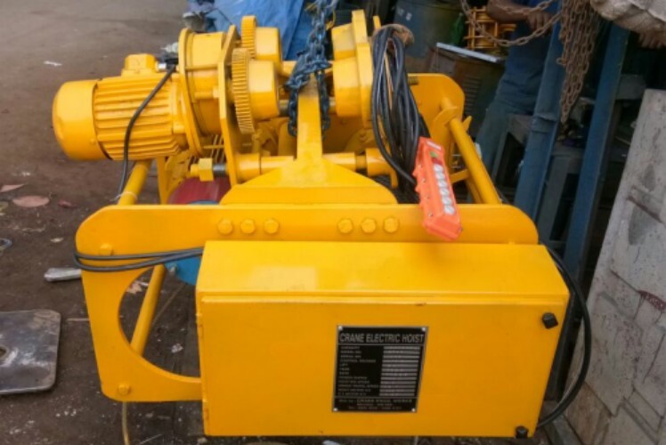 Eelctric Wire Rope Hoist - Color: Yellow