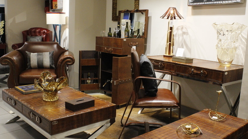 एक्सेंट फर्नीचर