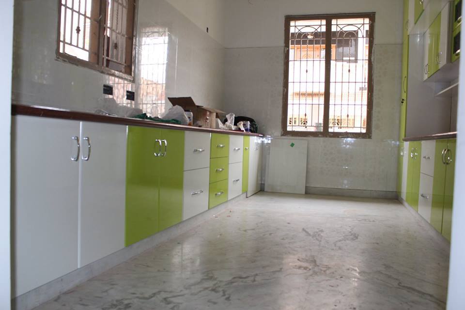 Modular Kitchen Designer Services - Plywood, Wood, Steel | Contemporary Finish, Economical Rate, Timely Execution