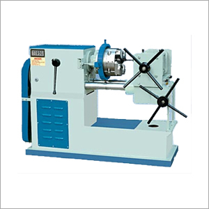 पिलर प्रकार पाइप थ्रेडिंग मशीन