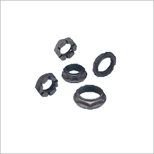 कॉलर, कासल्स और चेक नट्स