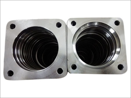 Square Flanges - Carbon Steel, Electropolished Surface Treatment | Square Configuration, Various Pressure Ratings