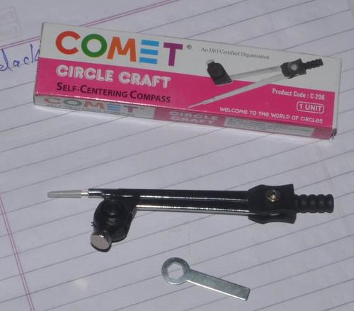 स्ट्रांग बिल्ड सेल्फ सेंटरिंग कंपास