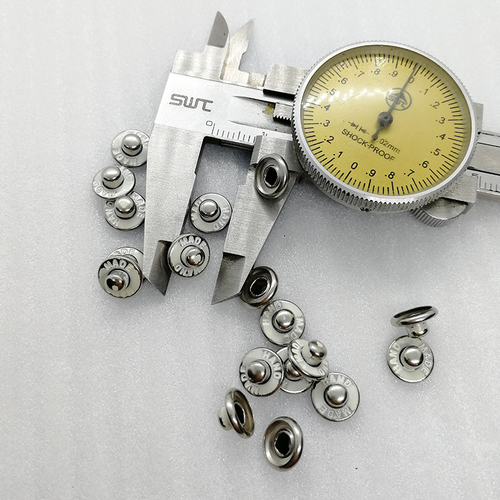 As Picture 8Mm Vintage Color Rised Center Design Brass Rivet