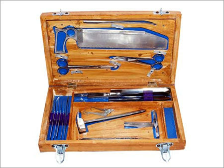 पोस्ट मॉर्टम उपकरण