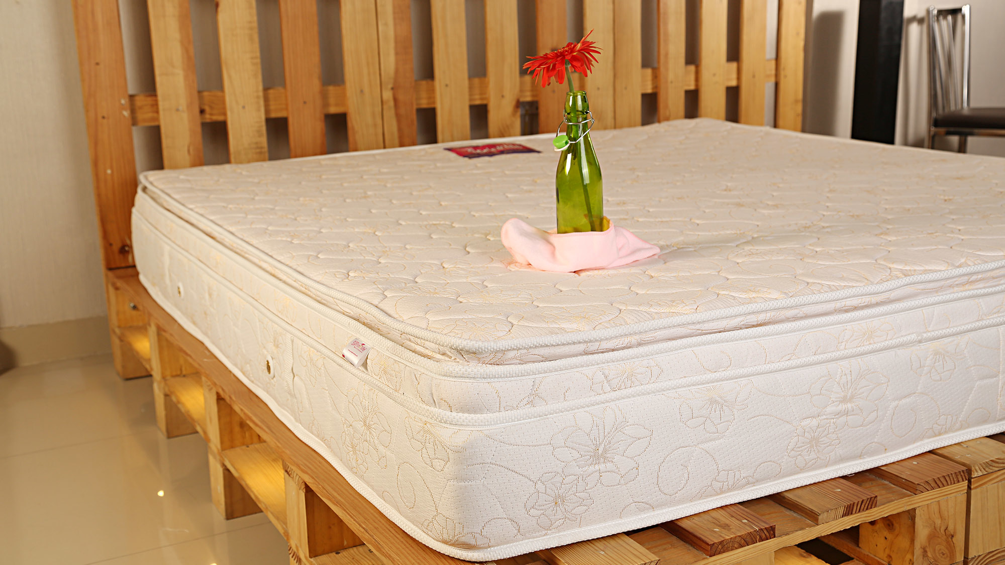 Rebonded Foam With Memory Foam Mattress