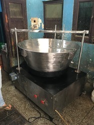 Stainless Steel Khoya Making Machine Lpg Operated