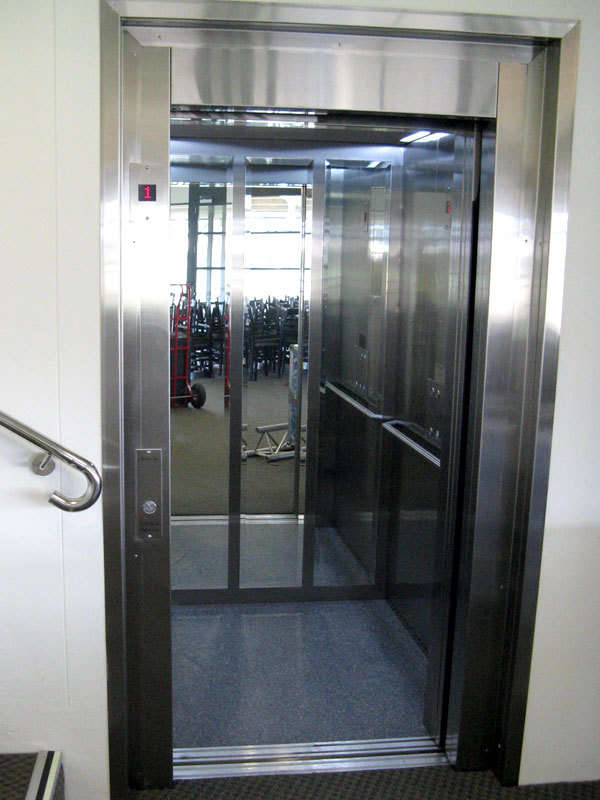Passenger Elevator - Stainless Steel, Gearless Drive, 0.5 To 2.0 M/s Speed | Energy Efficient, Low Noise Operation, Space Saving Design