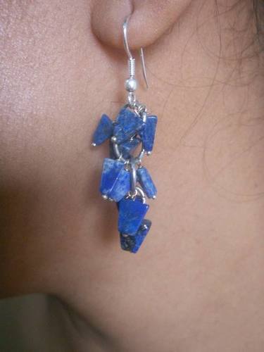 स्टोन ईयरिंग