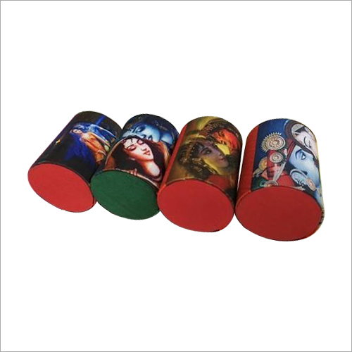 लकड़ी के बांगलें संग्रहित करने वाले डिब्बे