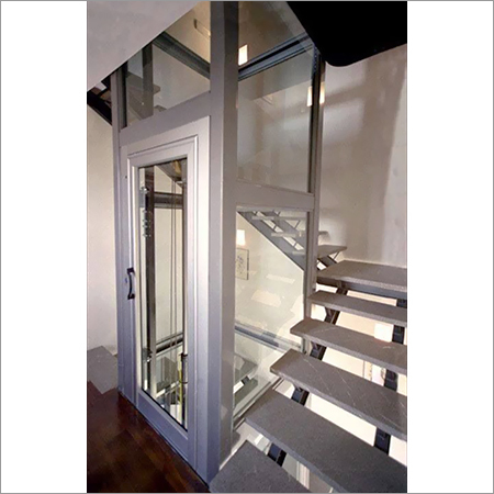 इनडोर सीढ़ी लिफ्ट