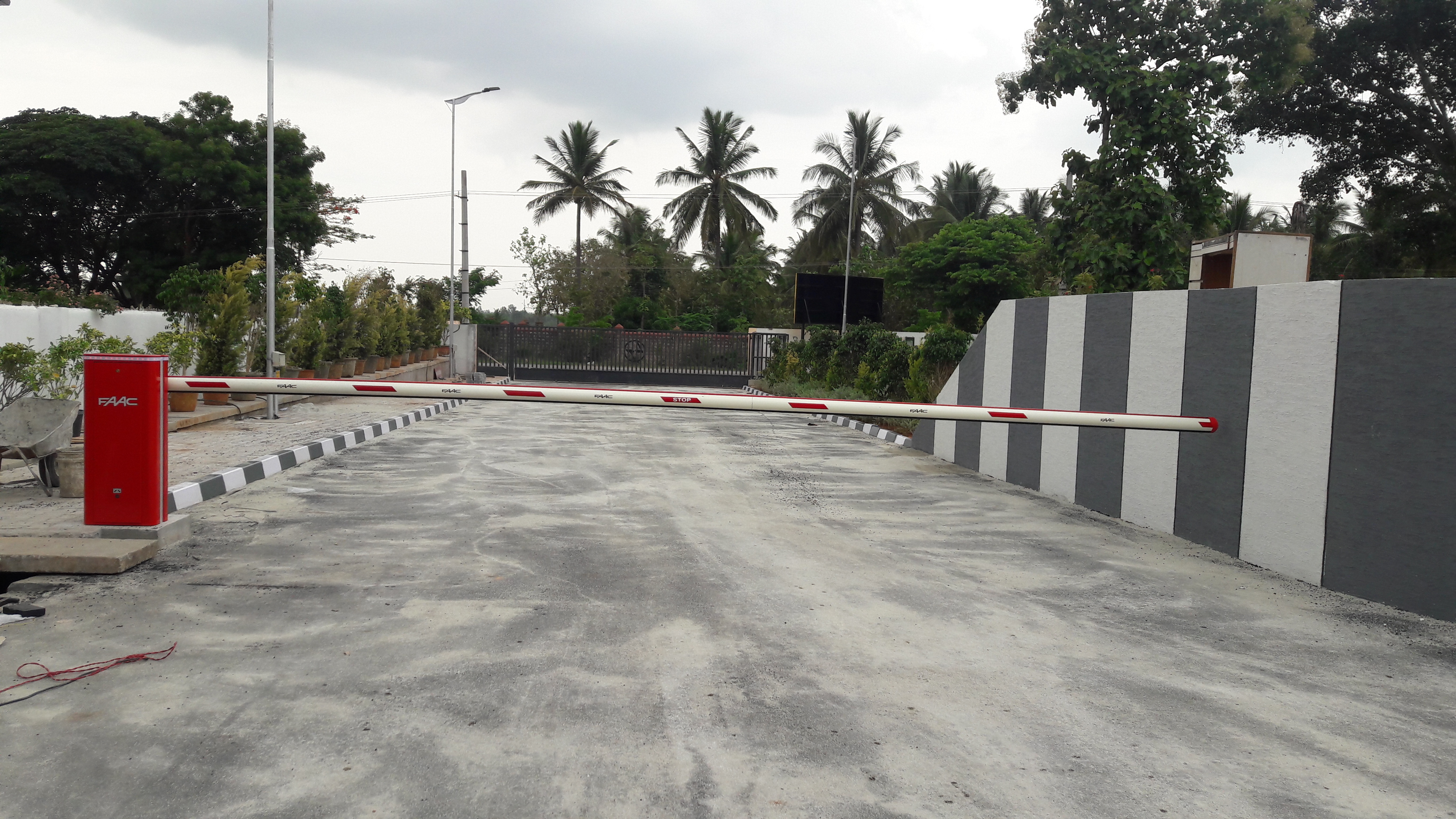 Remote Control Boom Barrier