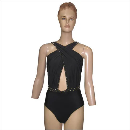 बिकिनी आयु समूह: वयस्क