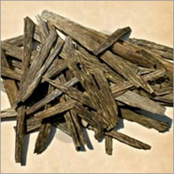 Agarwood Oil - Premium Quality, Therapeutic Grade Essential Oil for Aromatherapy and Fragrance