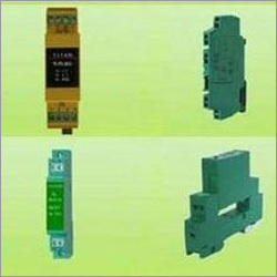 Surge Protection Device - Polycarbonate, 240V, 10A, IP20 | Lightweight, High Mechanical Strength, Optimized for Electrical and Power Generation Use
