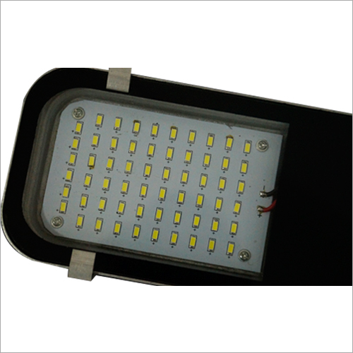 आउटडोर एलईडी स्ट्रीट लाइट