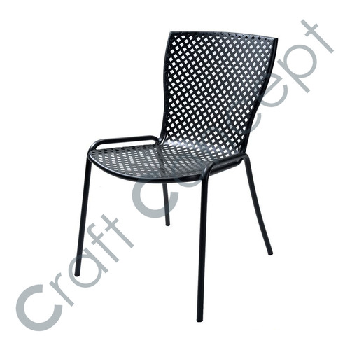 काला धातु का कुर्सी