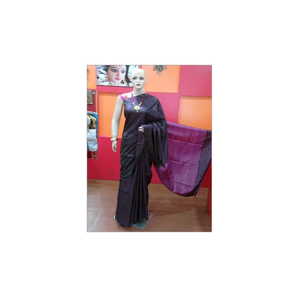 गिचा सिल्क के साथ ब्लाउज़