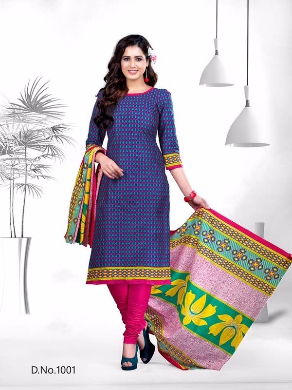 Off White And Green Dhamal
