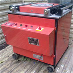 बार मोड़ने की मशीन