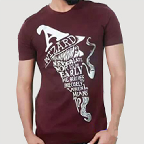 पुरुषों की प्रिंटेड टी-शर्ट