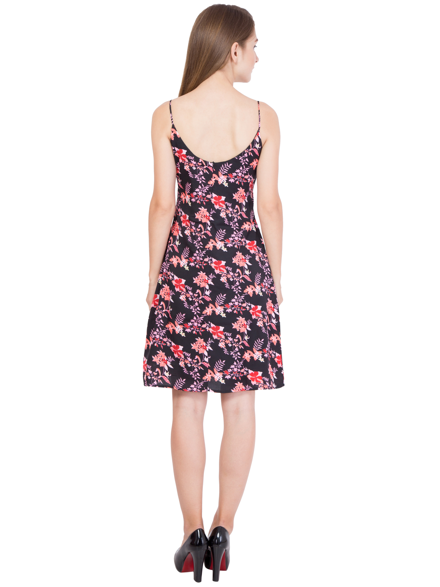 Cami Dress - Crepe Material, Xs To Xl Size, Printed Design , Full Sleeves, Suitable For All Seasons, Dry Clean Only