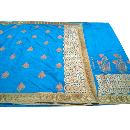 बनारसी कढ़ाई वाली साड़ी