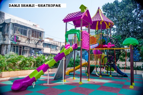 Roto Multi Play Fun Systems Capacity: One Child