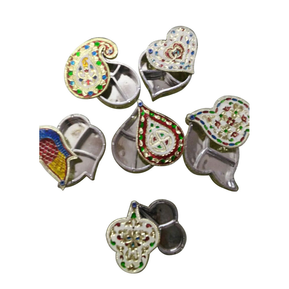 सूखे मेवे की डिज़ाइनर बॉक्स