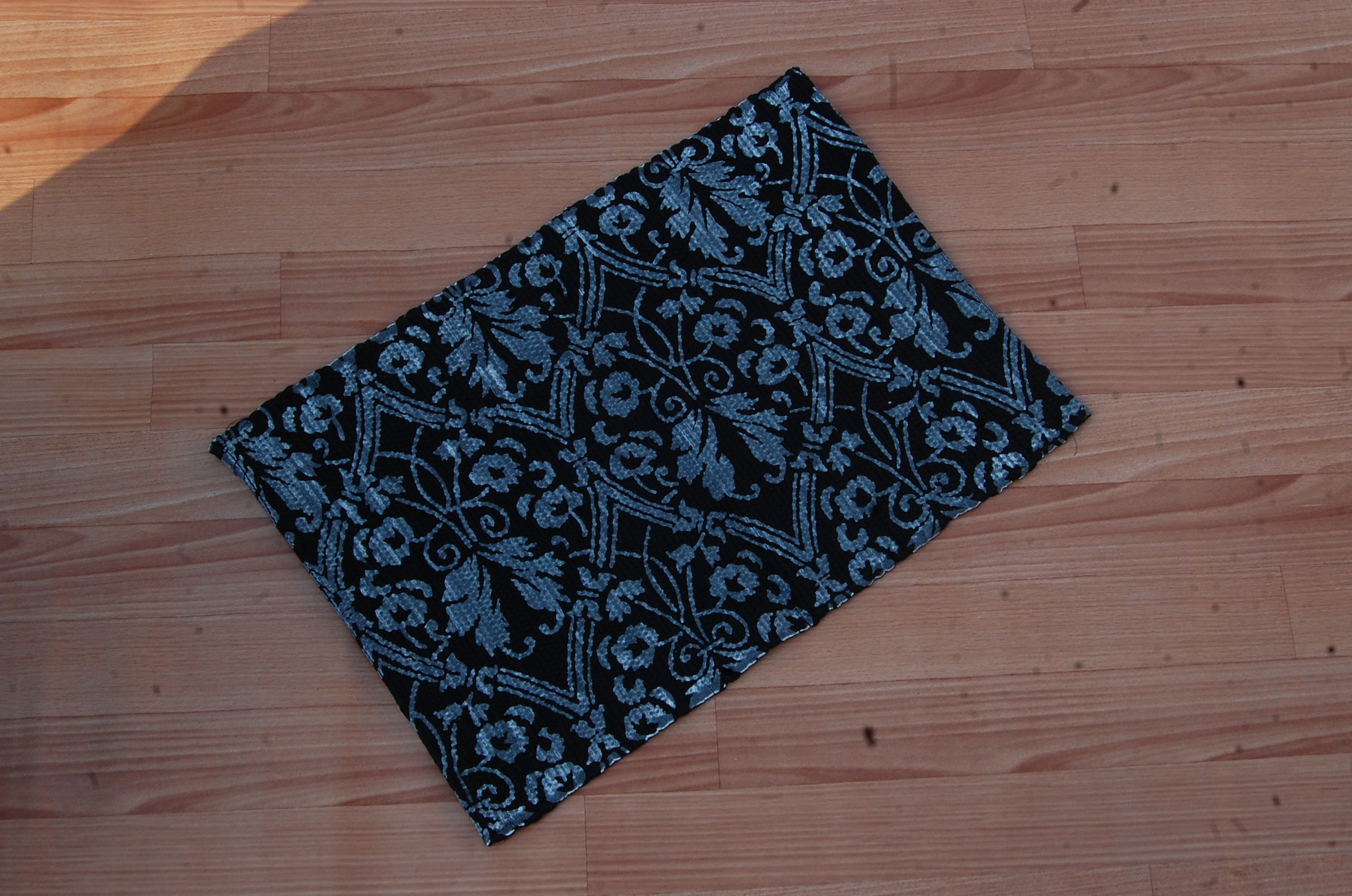 Printed Rugs - Cotton, 27x45 Inches | Hand Woven, Easy To Clean, Attractive Packaging, Water Proof, Anti-slip, Fade Proof, Intricate Printing Patterns, Versatile Use