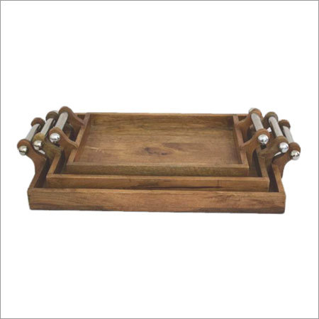 लकड़ी की थाली