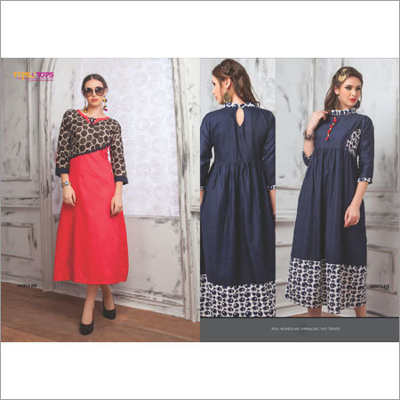 महिलाओं के डिजाइनर कुर्तियों का सेट