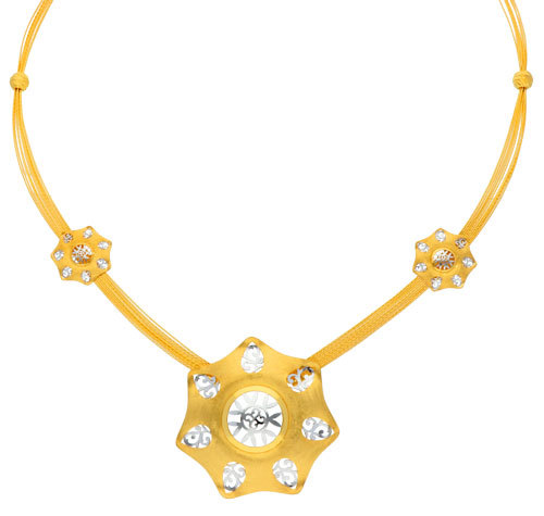 Adira Necklace Grade: 22k