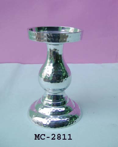 मोमबत्ती स्टैंड