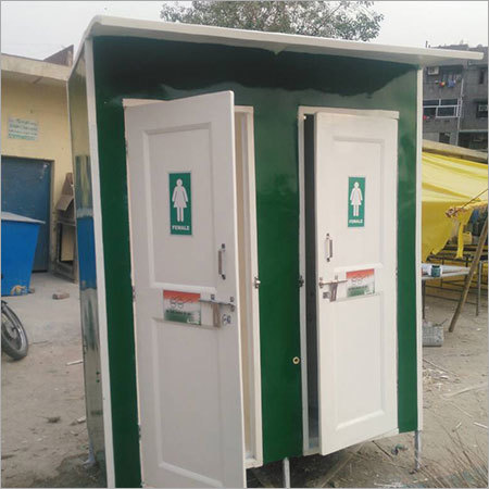 पोर्टेबल टॉयलेट कैबिन्स
