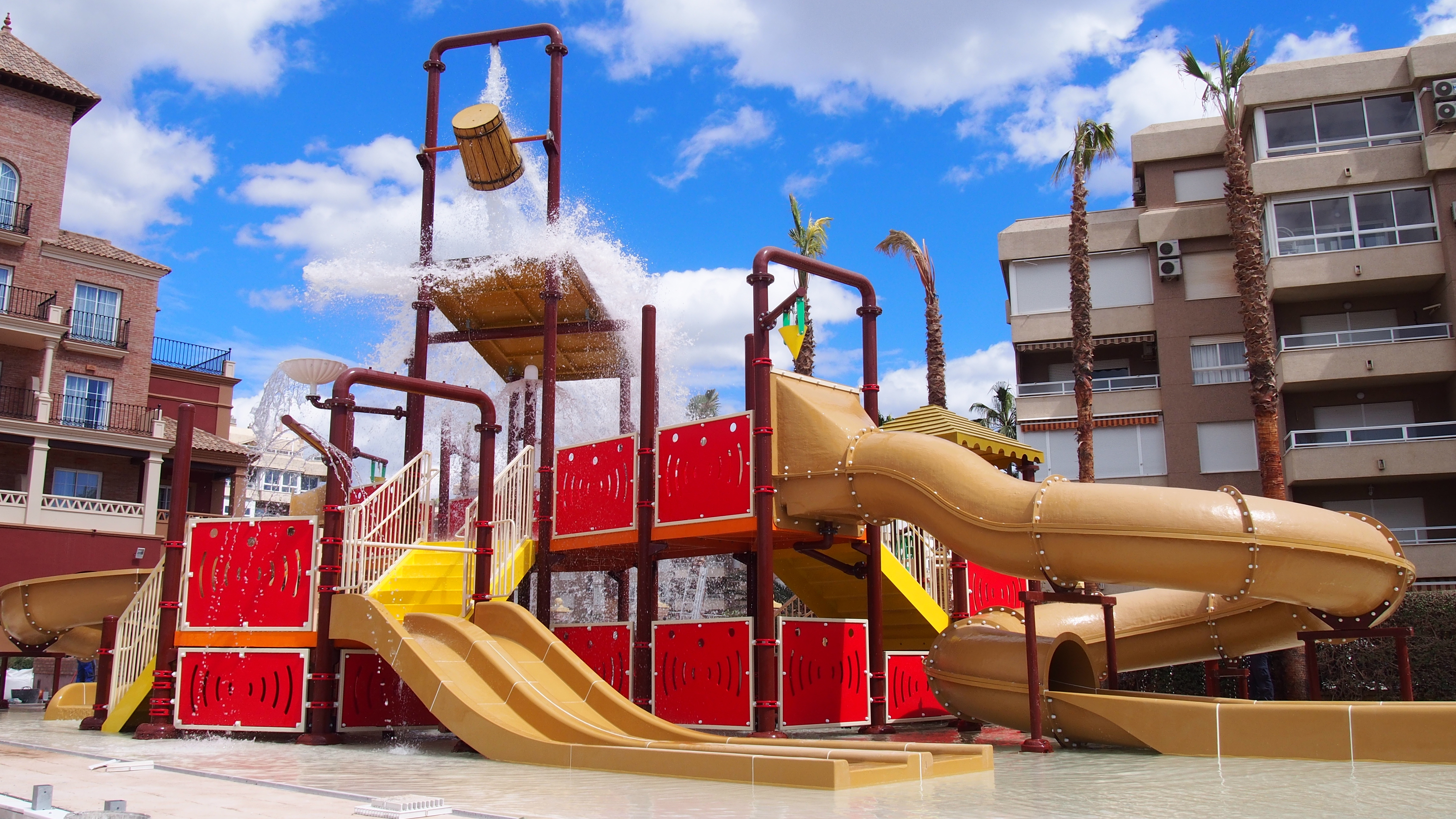 Pool Slides - Hotels And Resort Slides