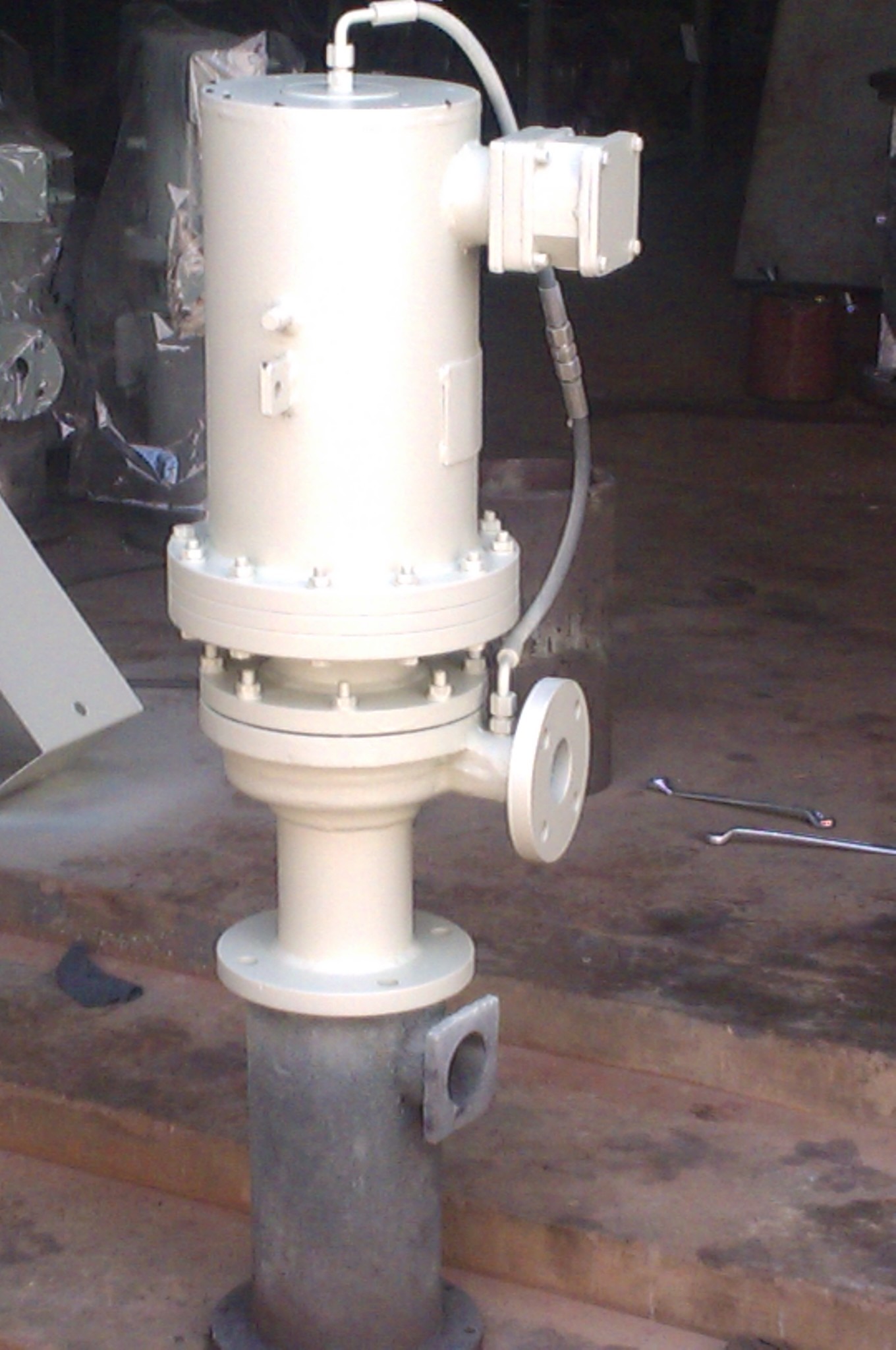 Oil Pumping Canned Motor Pump - Durable Corrosion-resistant Material | Designed For Efficient Oil Well Usage