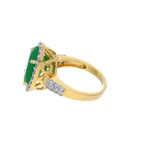 Diamond Cocktail Ring Diamond Carat Weight: 0.92 Carat