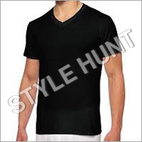 वी-नेक टी-शर्ट्स