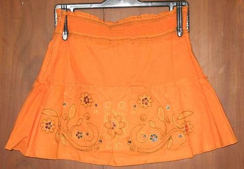 लड़कियों की स्कर्ट