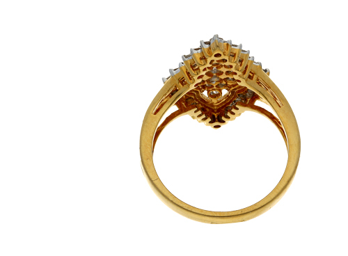 Diamond Ladies Ring Diamond Carat Weight: 1.22 Carat